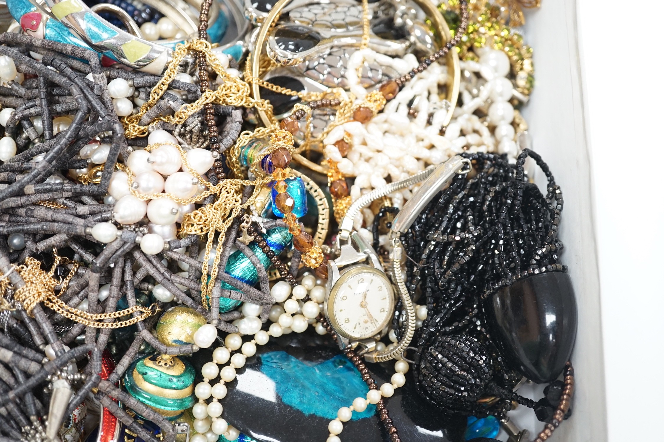 Assorted costume jewellery, including 9ct back and front locket, compass pendant, necklaces etc.